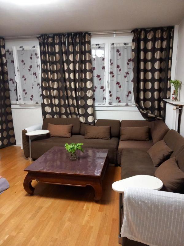 Appartement Periurbain De Paris Et Versailles Les Clayes-Sous-Bois Exterior foto